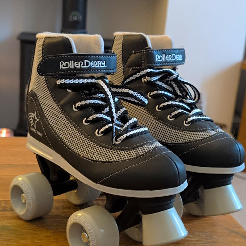 Roller derby firestar quad - firestar, v2