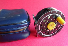 A GOOD SCARCE VINTAGE  PFLUEGER MEDALIST  1492 DA 2 7/8" BROOK TROUT FLY REEL