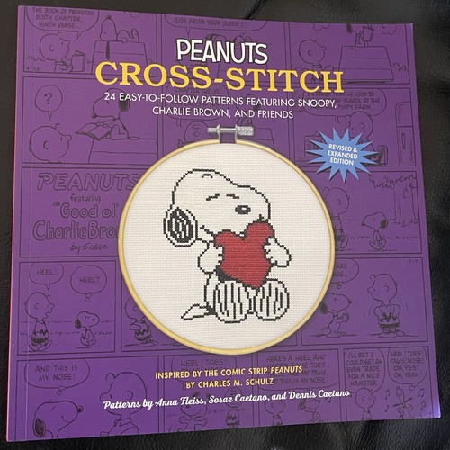 Peanuts cross stitch - peanuts, 24