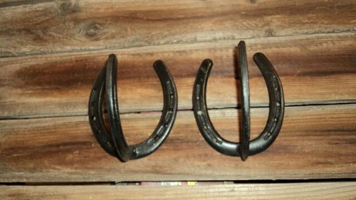 Old gun rustic rack - rustic, horseshoe