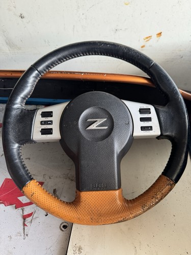 Nissan 350z oem z33 - nissan, leather
