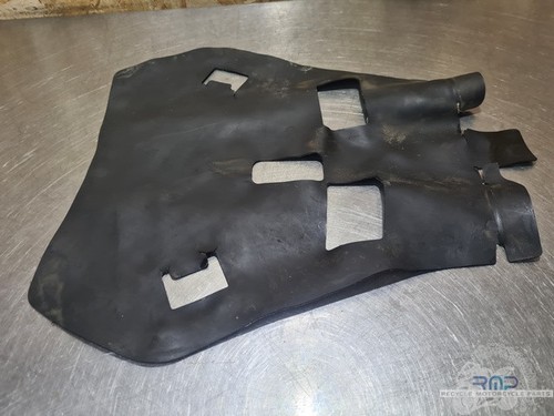 Yamaha 1300 xjr rubber cover - yamaha,