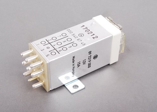 Genuine relay mercedes a124 - mercedes,