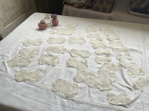 Antique lace appliqués vtg - antique,