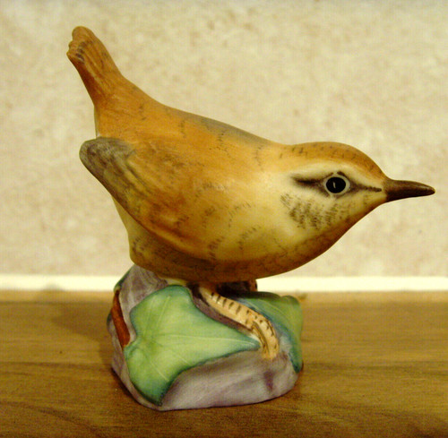 Royal worcester wren bird - worcester,