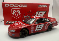 Action 1:24 scale NASCAR Dodge Intrepid R/T Casey Atwood 101049 diecast model