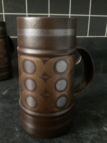 Purbeck pottery tankards 4 - x,