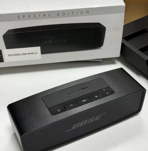 New sealed bose soundlink mini - new,
