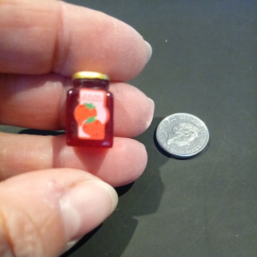 Dolls house miniature - dolls, of