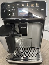 Phillips 5400 Coffee Machine with Grinder and Milk Frother