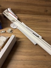 Momcozy Retractable Stair Gate for Baby and Pets, 0 to 140 cm  boxed