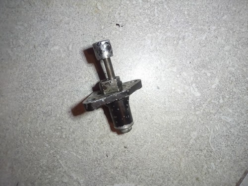 Timing chain tensioner