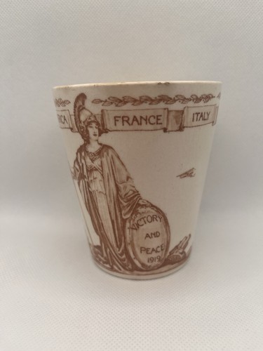 Royal doulton ww1 beaker 1919 - ww1,