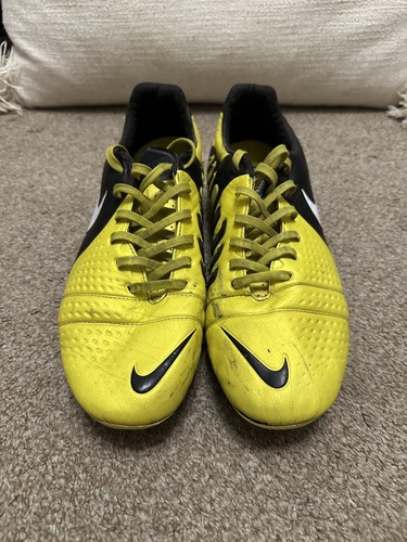 Nike ctr360 maestri iii - nike,