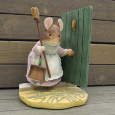 Border Fine Arts Beatrix