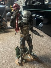 Hot Toys 1/6 Original Predator Figure Boxed