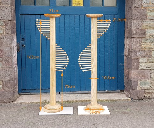 Pair scarf stands for - scarf,
