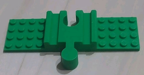 Track adaptor plate for lego - track,