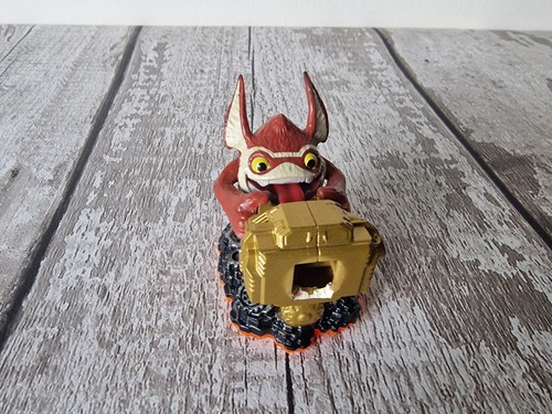 Skylanders giants figures - figures,