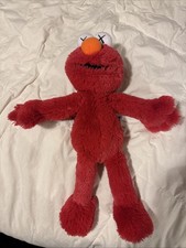 KAWS x UNIQLO Sesame Street