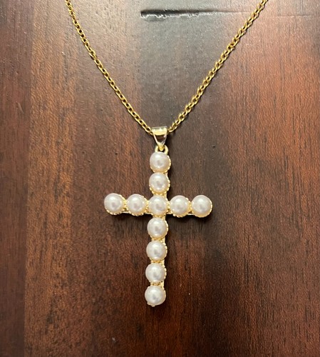 Large faux pearl cross - large,