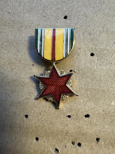 Vintage south vietnam red star - vintage,