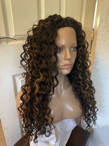 Long wavy blonde brown - 24”,