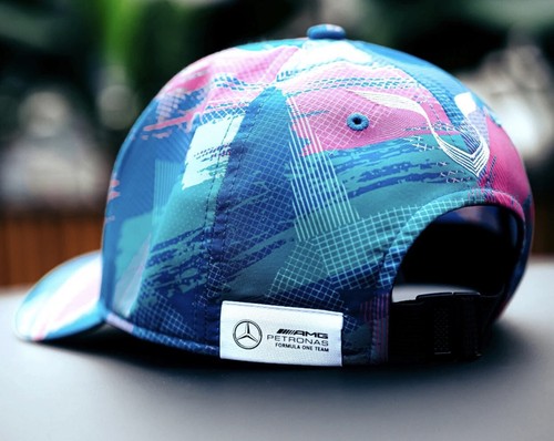 Lewis hamilton mercedes amg - lewis,