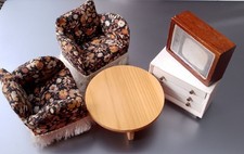 DOLLS HOUSE FURNITURE VINTAGE