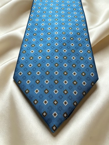 Drake light blue diamond - drake's,