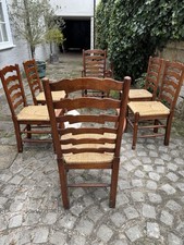Six Oak Dining Chairs With Rush Seats. Excellent Condition. 4 Chairs, 2 Carvers