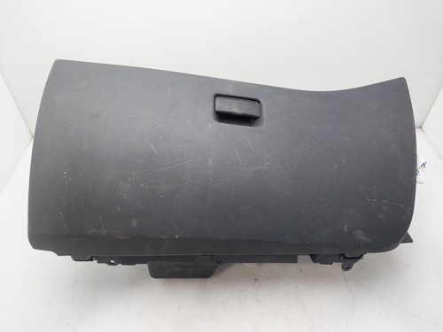 9654110577 glove compartment