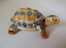 Wade Stoneware Tortoise Trinket Box   10 cm long
