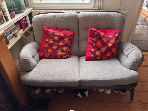 Ercol seater windsor sofa - 2,