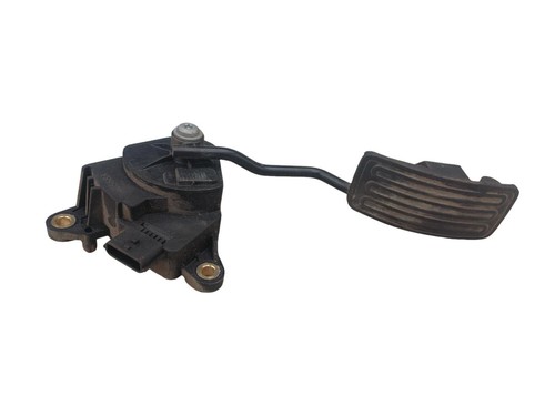Nissan qashqai throttle pedal - qashqai,