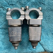 ANTI-VIBRATION Rox Risers 28mm BMW 1200GS, KTM, TRIUMPH TIGER 800 1R-AV2PPK