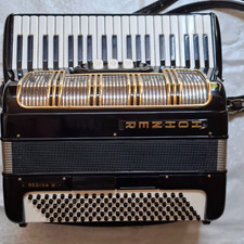 Very good Hohner Regina 120 bass accordion, accordion, accordion with case