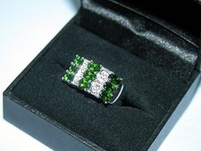 LOT 466 GEMS TV RUSSIAN CHROME DIOPSIDE + WHITE TOPAZ SILVER RING - SIZE N 1/2 