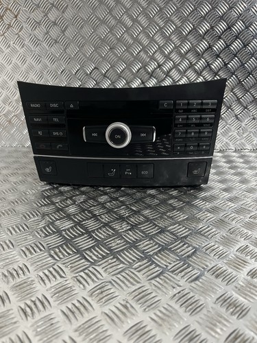 Mercedes class head unit - mercedes, e