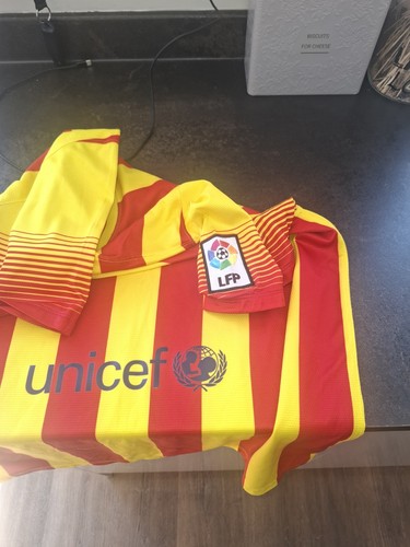 Barcelona away strip - away,