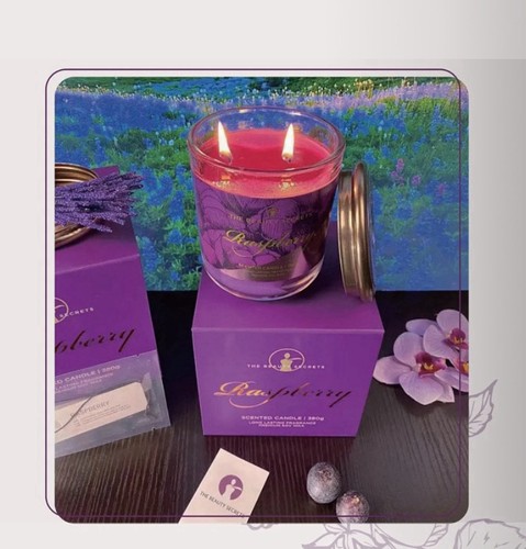 Raspberry scented candle - raspberry,