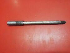 SUZUKI 650 BURGMAN EXECUTIVE 2004 FRONT WHEEL SPINDLE (READ DESCRIPTION)