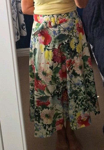 Zara floral midi skirt euro - zara,