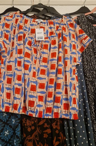 Next red blue - fish, short