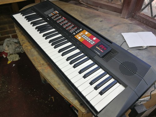Yamaha psr f51 electronic