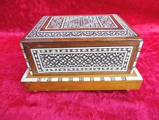 Box, Wood decorated