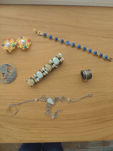 Vintage costume jewellery job - costume,