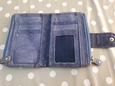 Tiddy Wade Blue Suede Purse, 1 Bank Note, 11+ Card Slots & 2 Coin Zips Sections