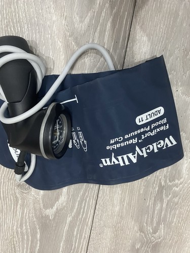 Welchallyn sphygmomanometer - welchallyn,