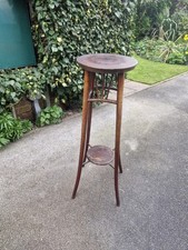 Antique Plant of Bust Stand